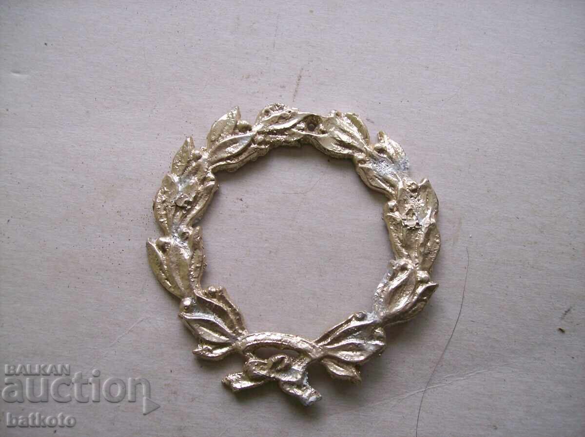 Coroniță metalică