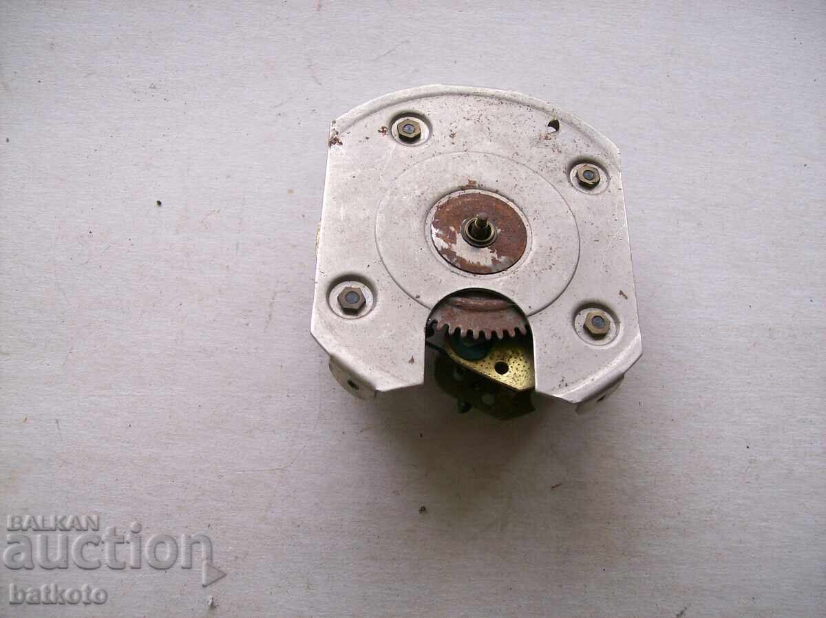 Mecanică pentru piese cu preț € 3.50 | 6.85 BGN