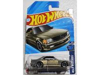 Hot Wheels 89 Mercedes-Benz 560 SEC 1:64 Mercedes