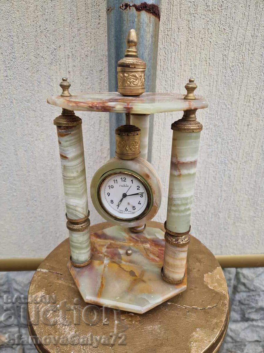 Уникален антикварен немски каминен часовник RUHLA с цена € 133.00 | 260.13 лв.