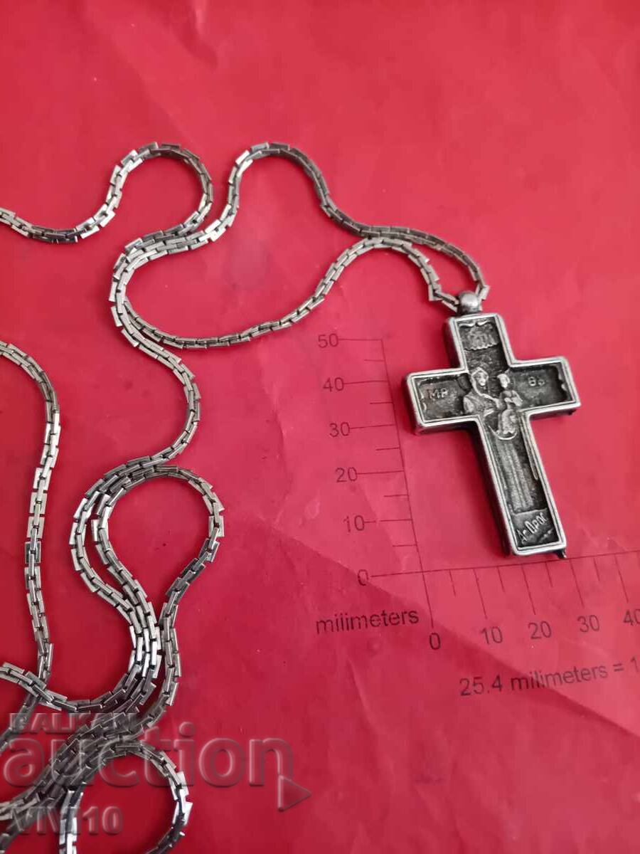 Старинно колие с кръст