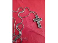 Αρχαίο κολιέ με σταυρό