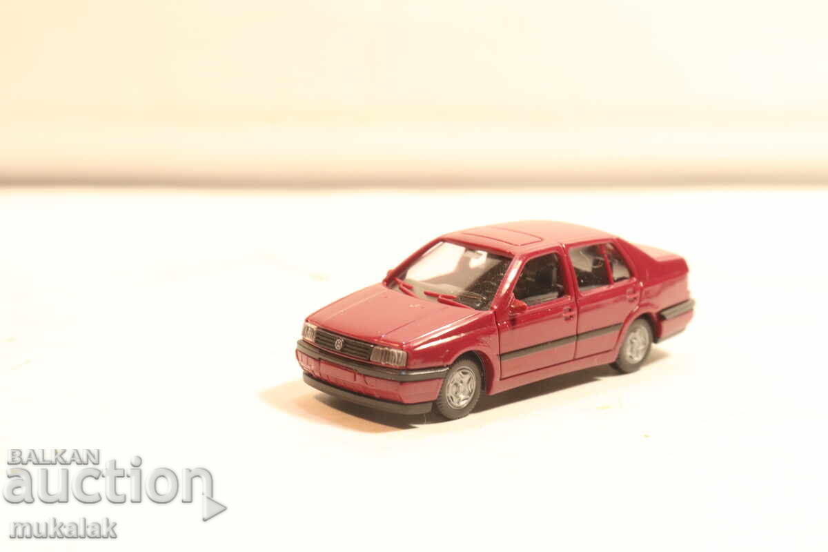 WIKING   H0 1/87  VW  VENTO  МОДЕЛ КОЛИЧКА с цена € 4.00 | 7.82 лв.