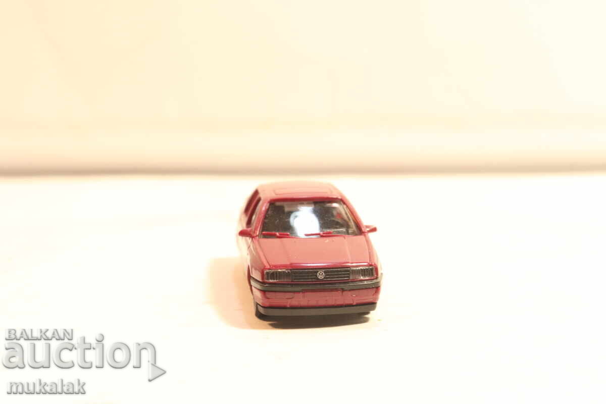 Аукцион WIKING   H0 1/87  VW  VENTO  МОДЕЛ КОЛИЧКА