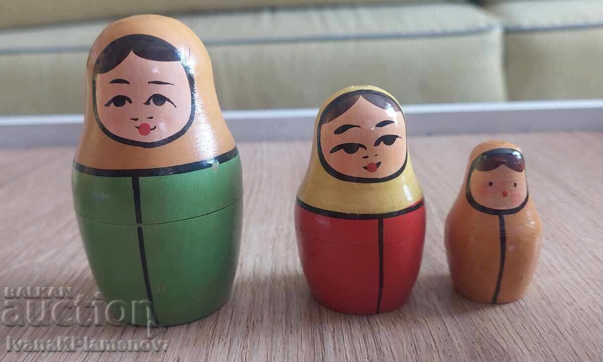 Аукцион Матрйошки 4 броя за ценители