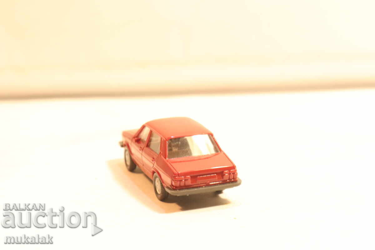 WIKING   H0 1/87  VW  JETTA   МОДЕЛ КОЛИЧКА - 5