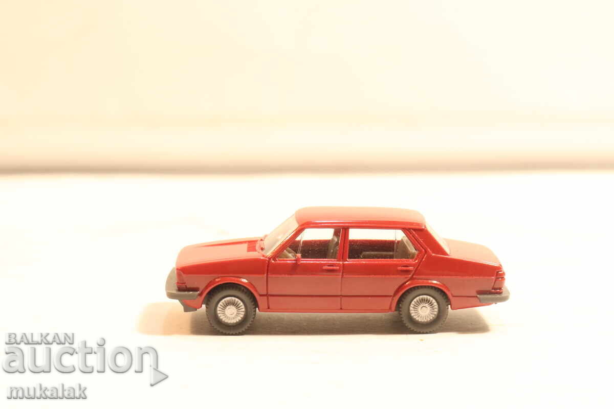 WIKING   H0 1/87  VW  JETTA   МОДЕЛ КОЛИЧКА