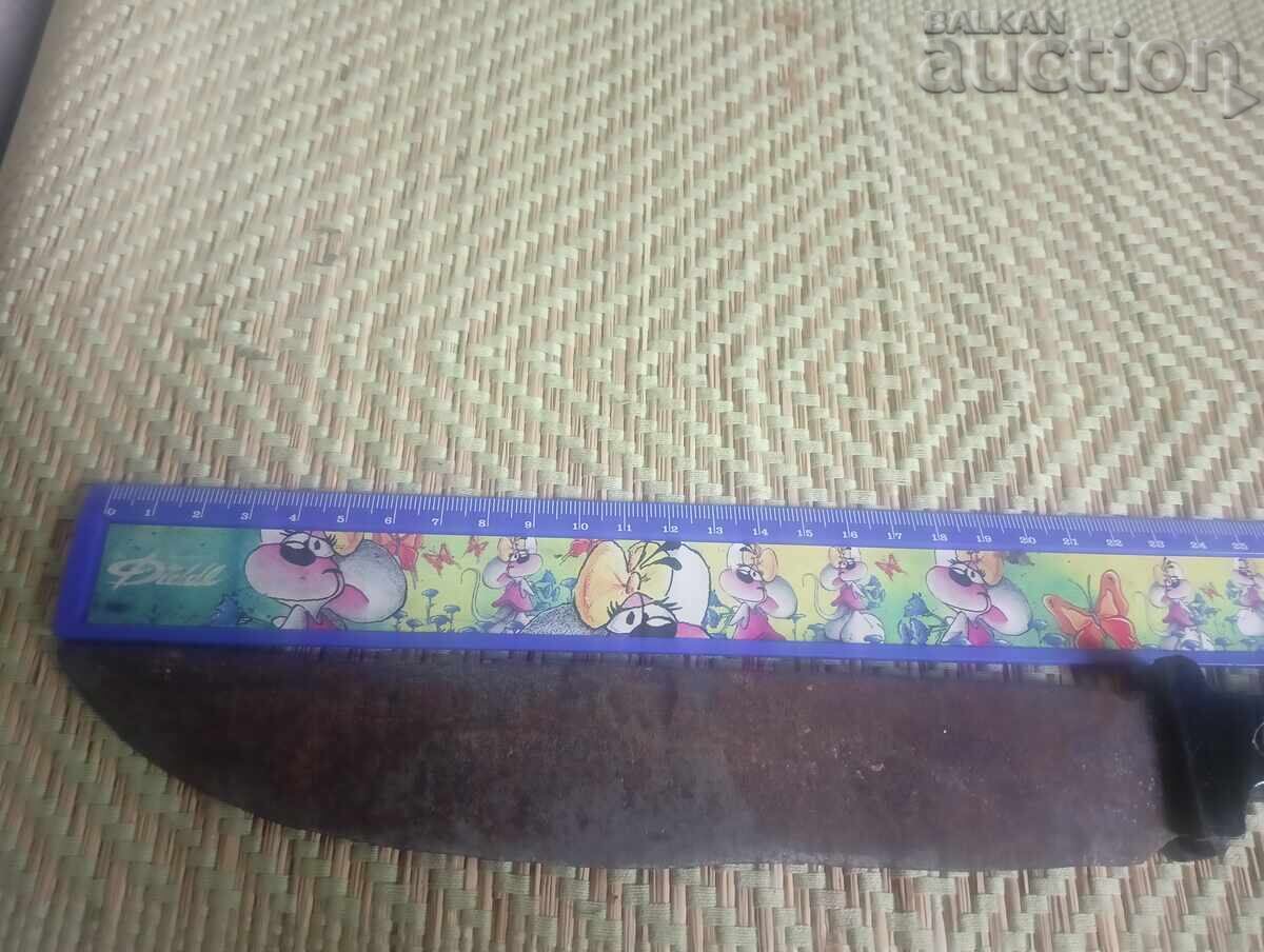 Massive old knife for restoration – Solid steel with price € 15.00 | 29.34 BGN