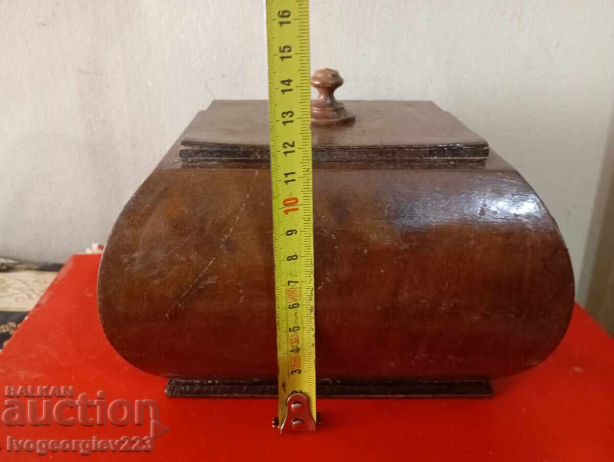 Vintage wooden cigarette box with price € 39.00 | 76.28 BGN