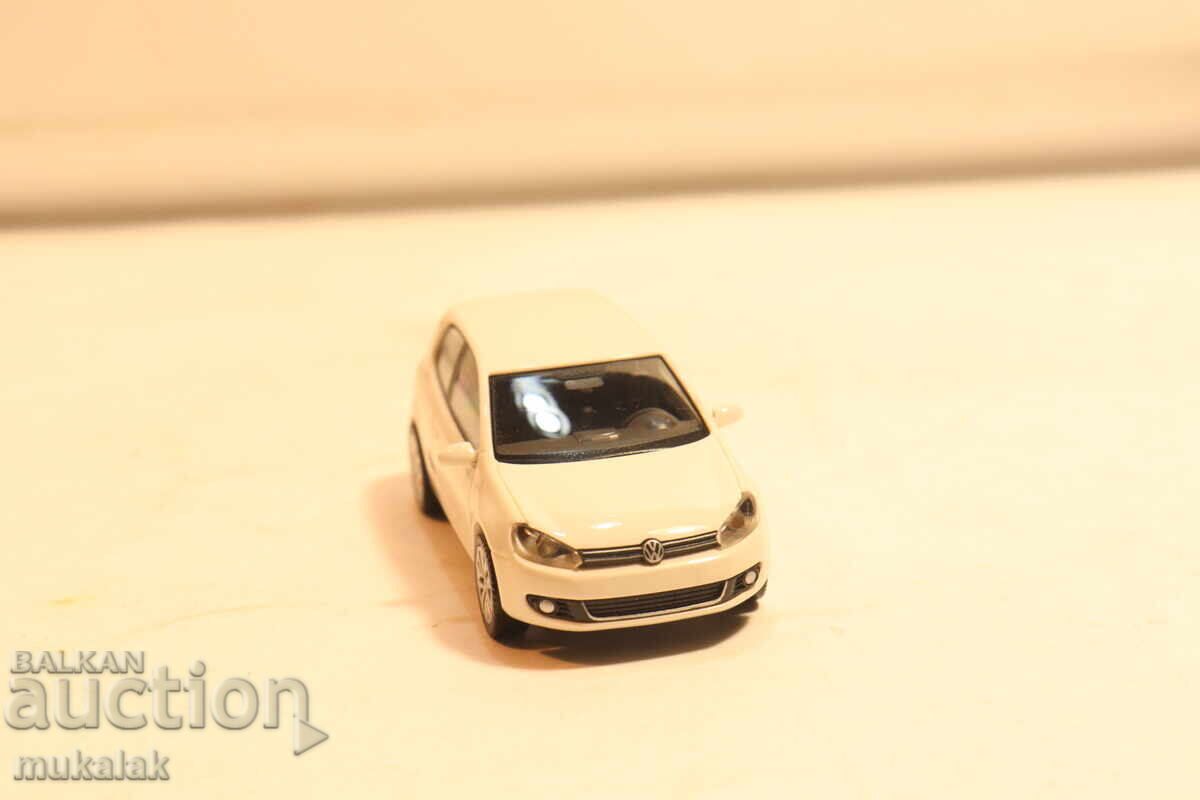 Аукцион WIKING  H0 1/87  VW  GOLF   МОДЕЛ КОЛИЧКА