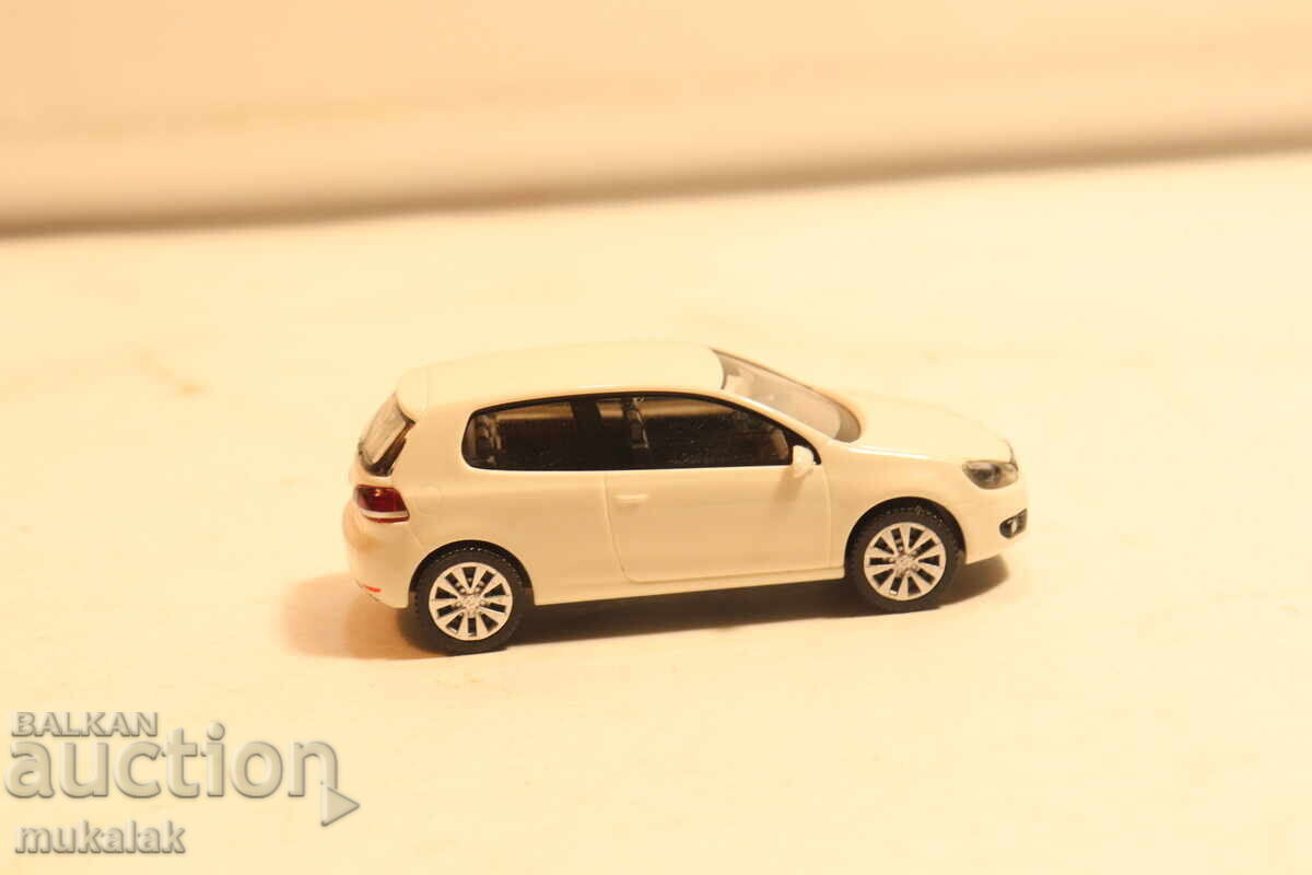 Доставка на WIKING  H0 1/87  VW  GOLF   МОДЕЛ КОЛИЧКА