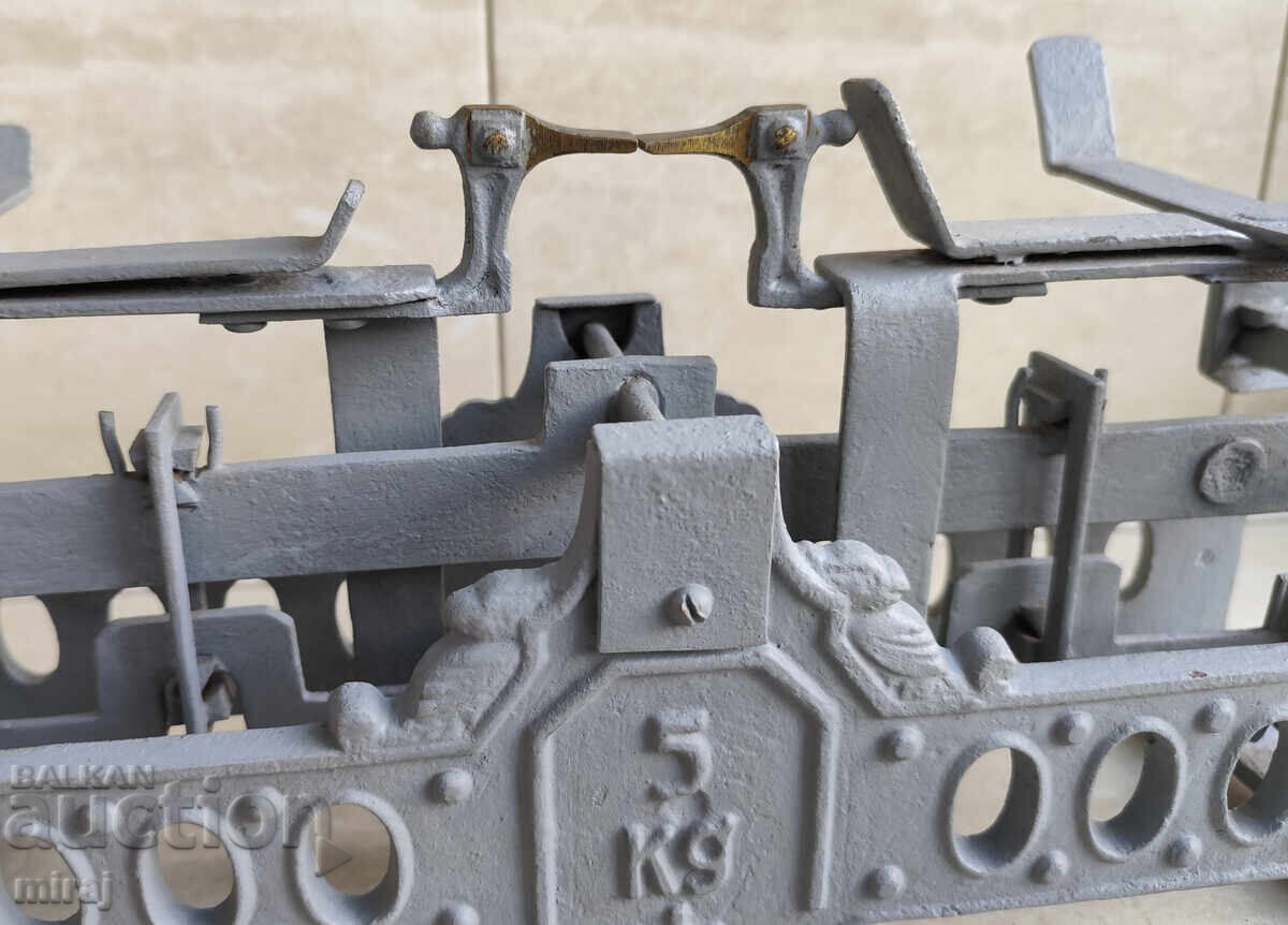 Παλιά ζυγαριά, πλάστιγγα σε άριστη κατάσταση με τιμή € 19.00 | 37.16 BGN