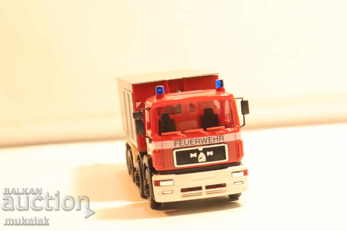 Доставка на HERPA  H0 1/87  МAN  КАМИОН ПОЖАРНА МОДЕЛ КОЛИЧКА