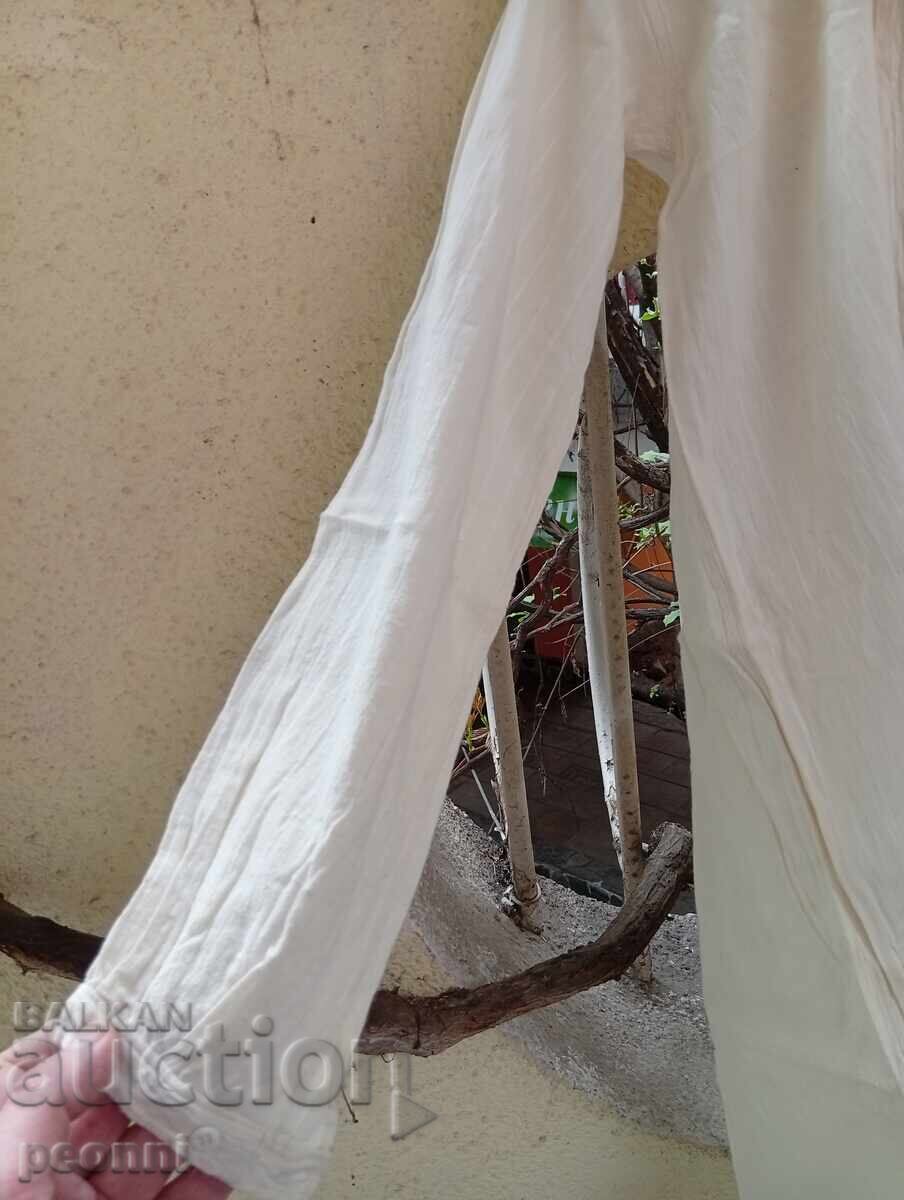 Livrarea Cămașă bărbătească autentică