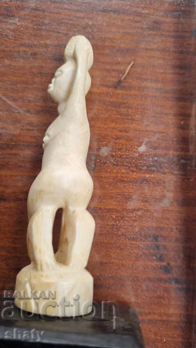 Фигури  от слонова кост. - 6