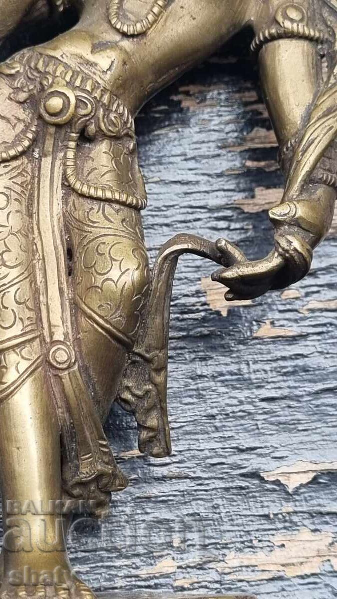 Παράδοση Χάλκινο γλυπτό. Φιγούρα