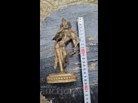 Sculptură din bronz. Figurina