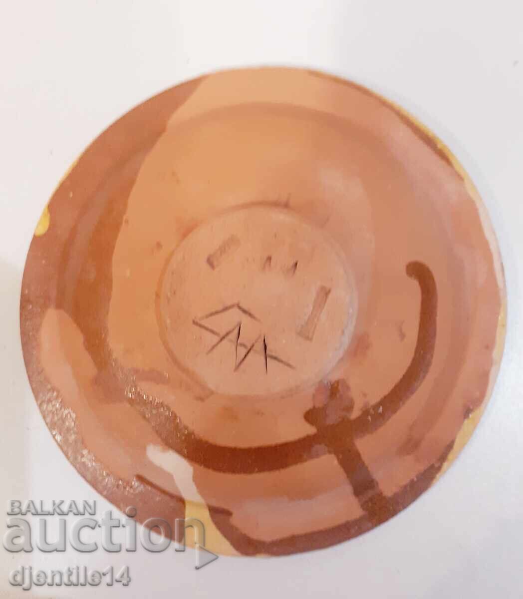 Доставка на Керамика авторска Генка Младенова