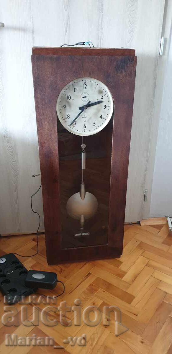 Ceas de perete electromecanic Siemens cu pendul