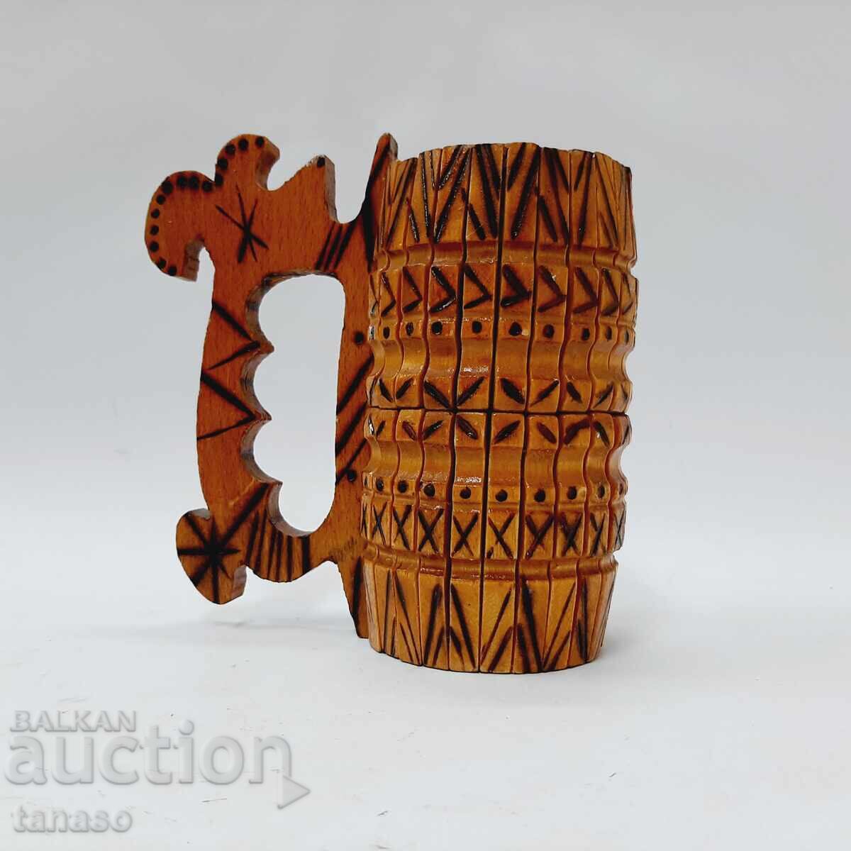 Livrarea Cană veche din lemn pirogravat cu sticlă în interior (5.2)