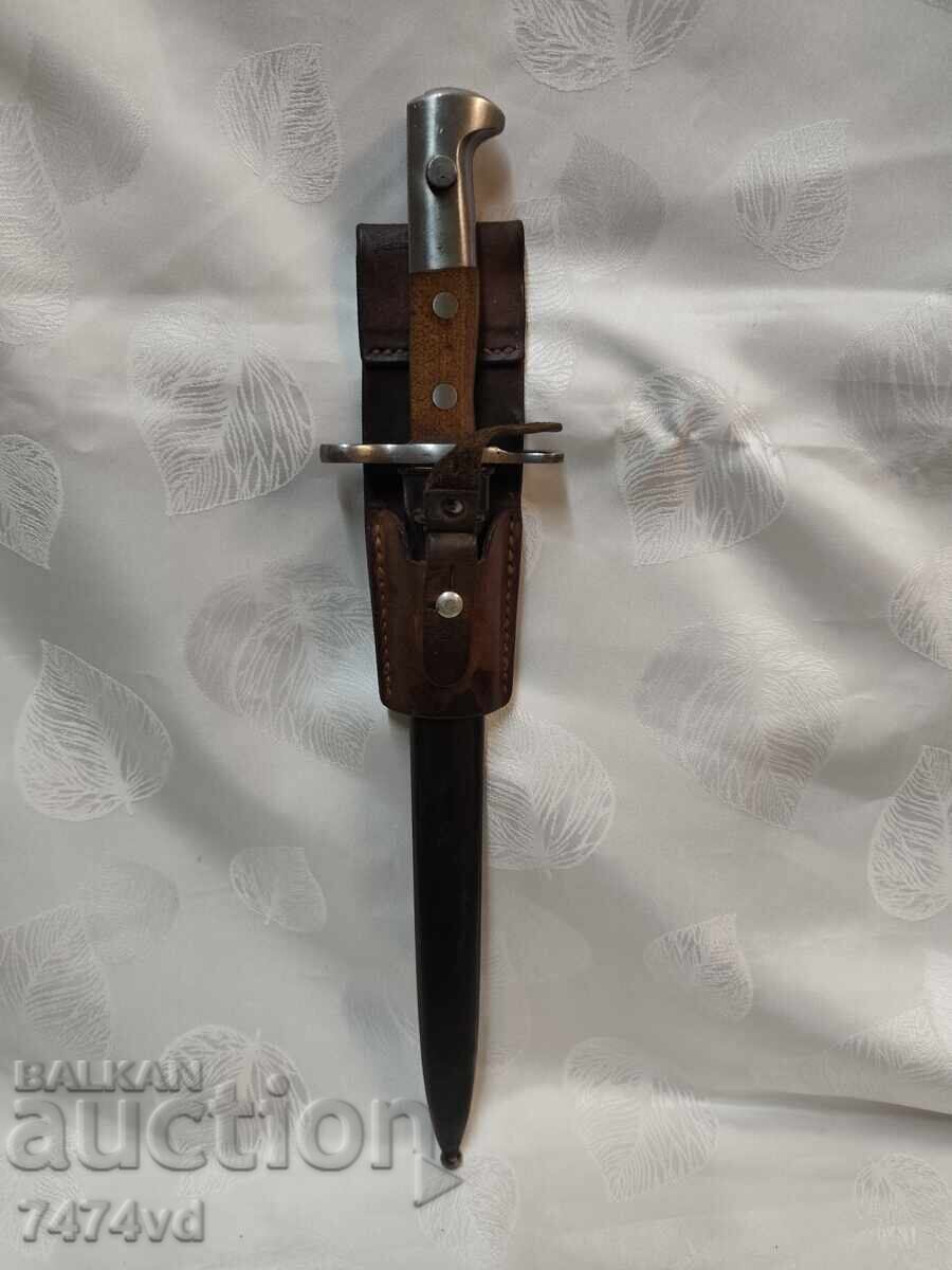 Baionetă elvețiană originală pentru pușcă Schmidt-Rubin, model 1889 cu preț € 56.00 | 109.53 BGN