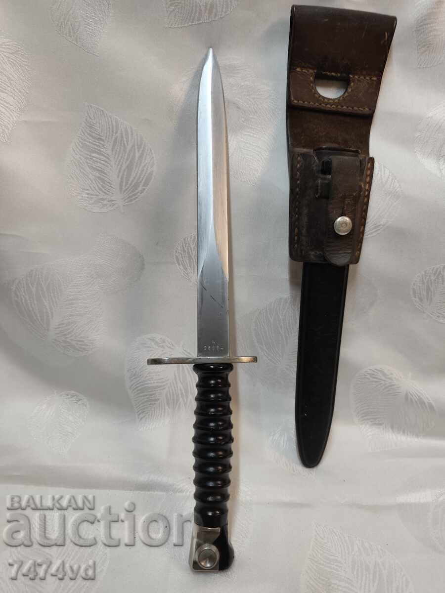 Baionetă elvețiană autentică model 1957 cu preț € 26.00 | 50.85 BGN