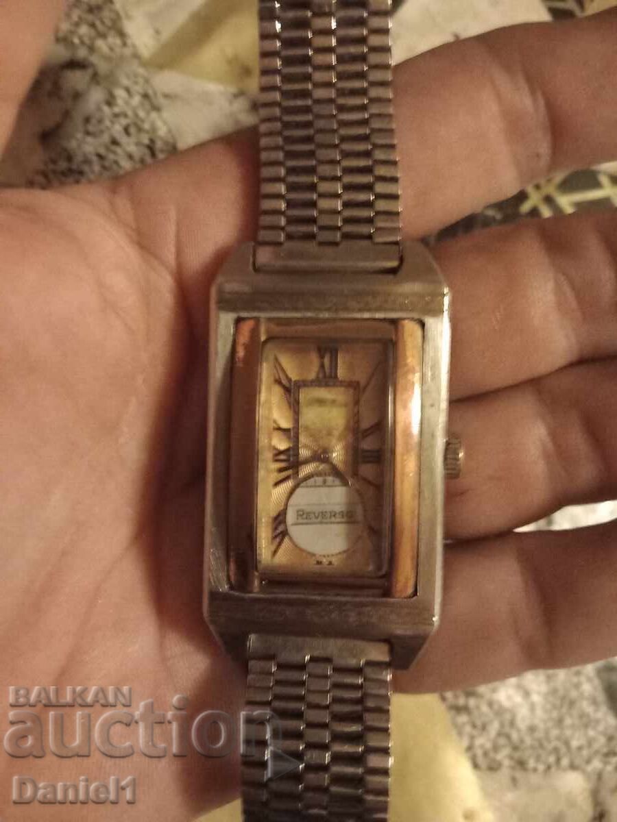 Hommage часовник