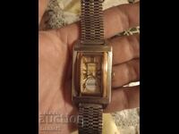 Hommage часовник