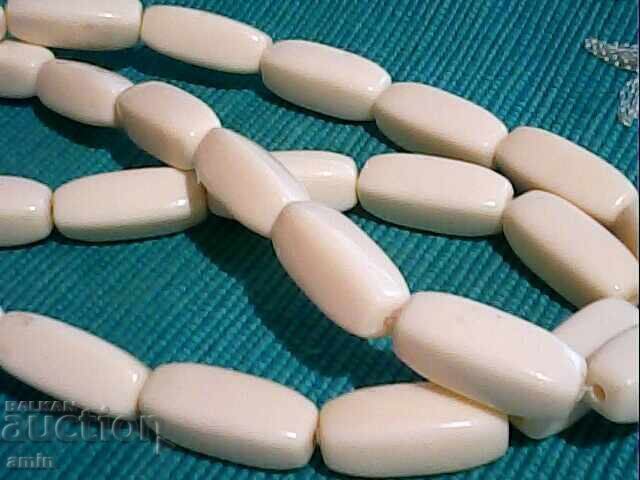 Аукцион красив гердан от слонова кост