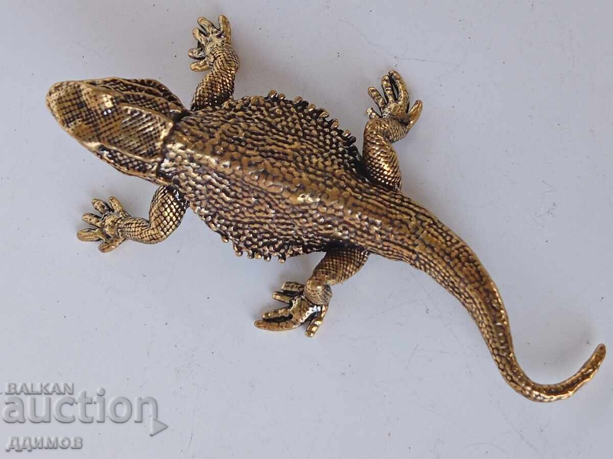 Гущер с цена € 8.00 | 15.65 лв.