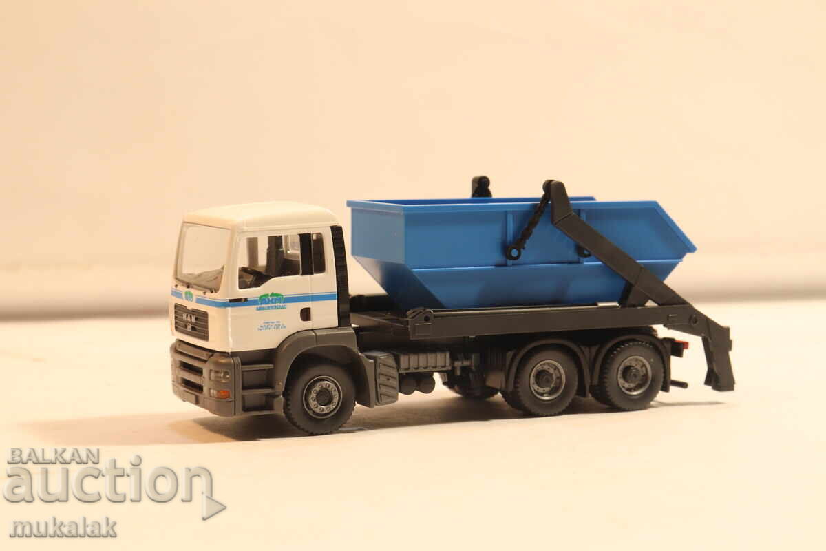 WIKING H0 1/87 MAN GARBAGE TRUCK MODEL - 7