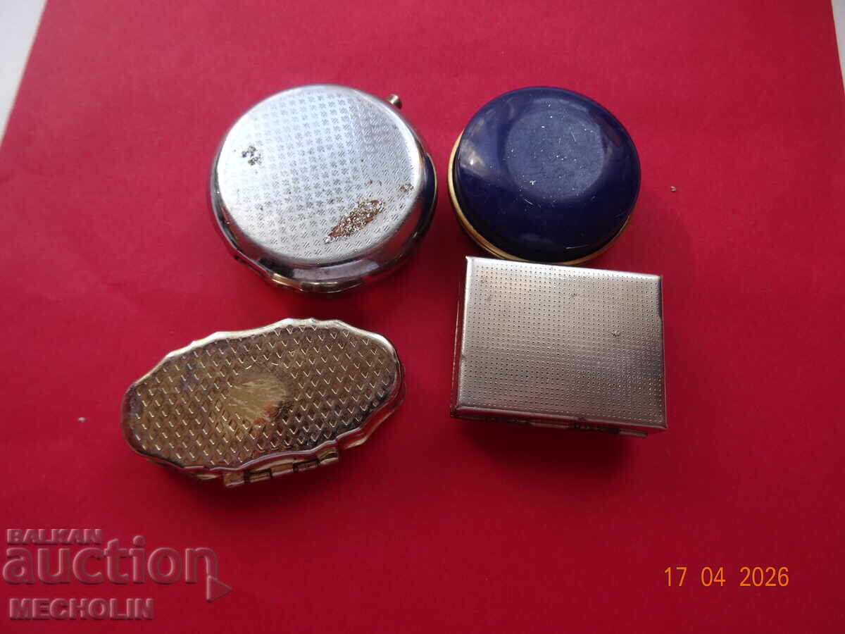 Delivery of OLD COLLECTIBLE METAL TINS