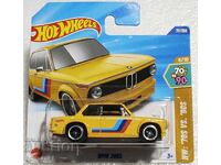 Hot Wheels BMW 2002 Количка Хот Уилс 1:64 БМВ '70S VS '90S