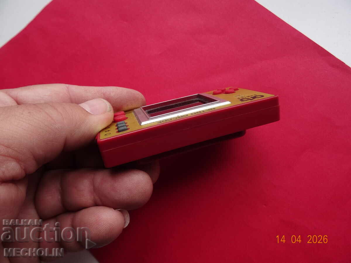 OLD COLLECTIBLE ELECTRONIC GAME WITH 150 GAMES - 5