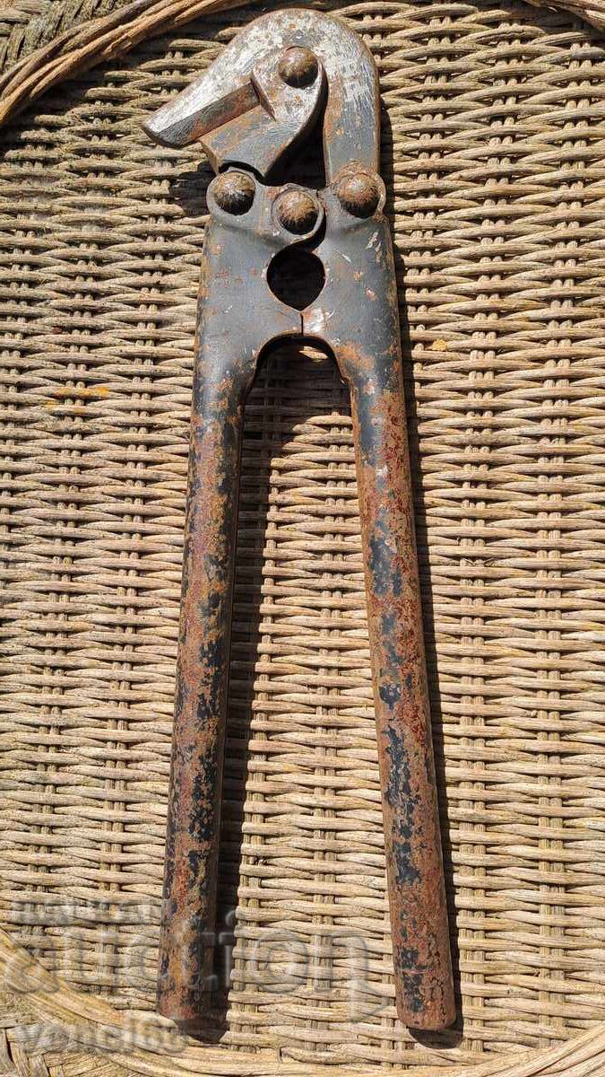 Немска ножица за арматура с цена € 0.01 | 0.02 лв.