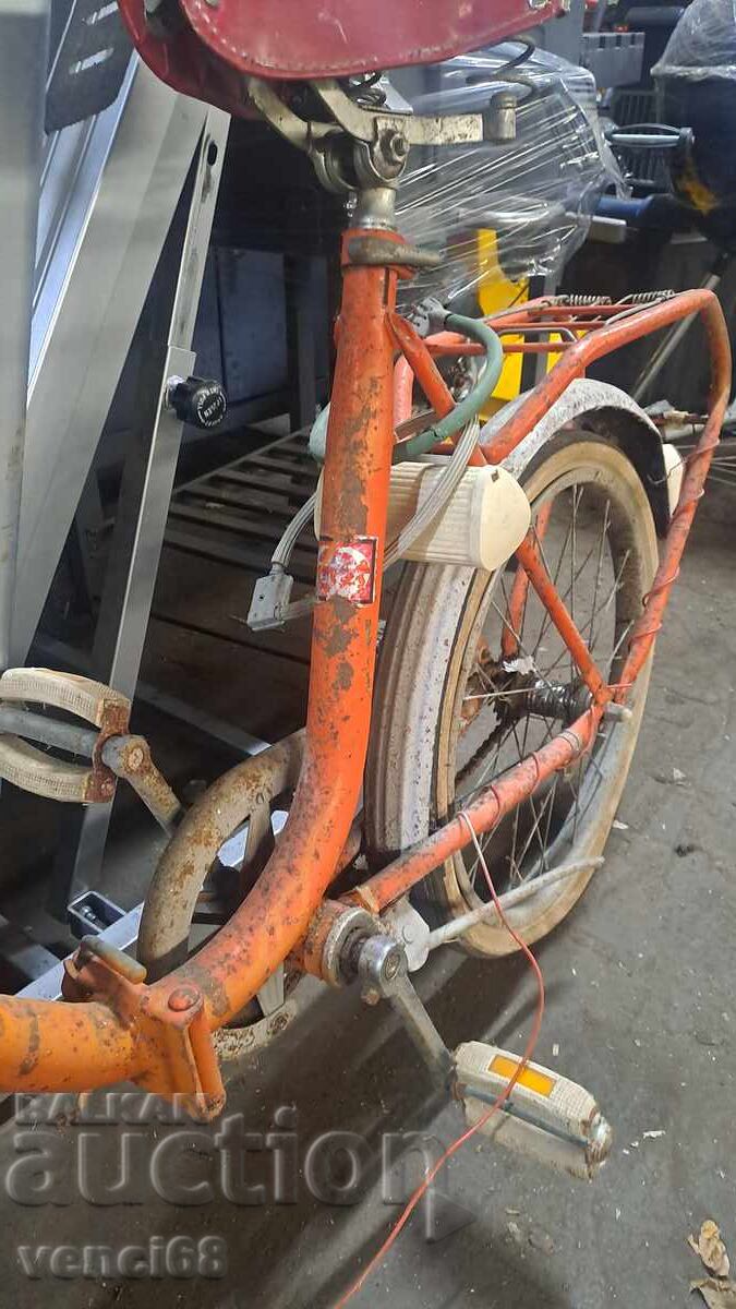 Bicicleta retro cu preț € 100.00 | 195.58 BGN