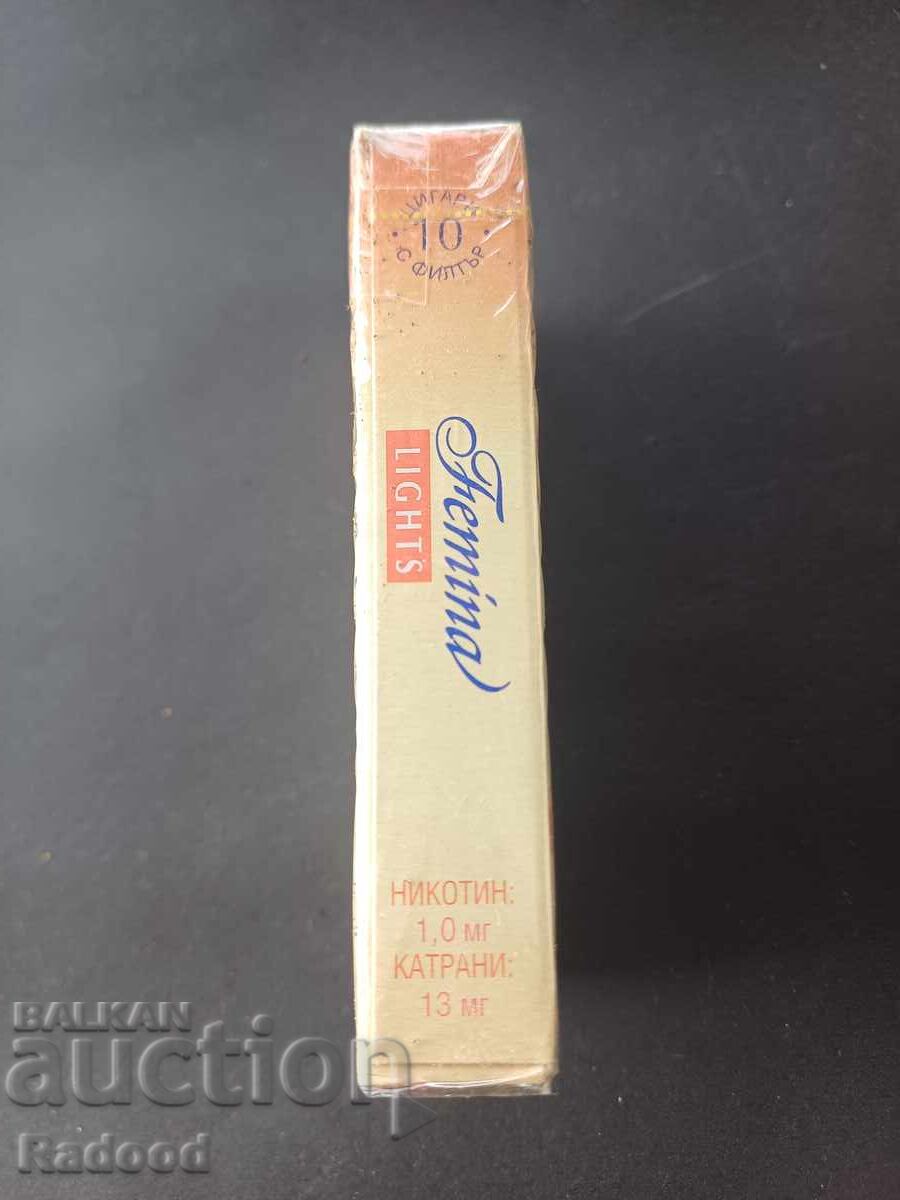 Auction  Femina 10 LIGHTS