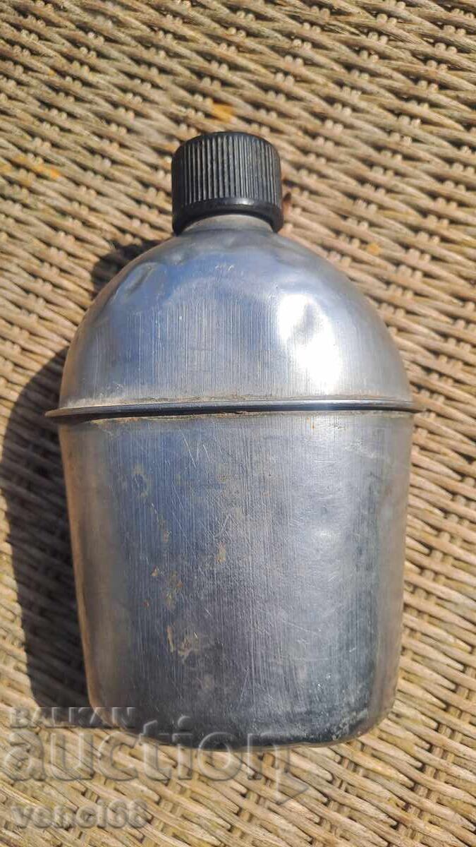 American canteen-WW2