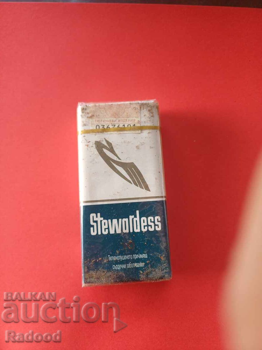 СТЮРДЕСА малка с цена € 40.00 | 78.23 лв.