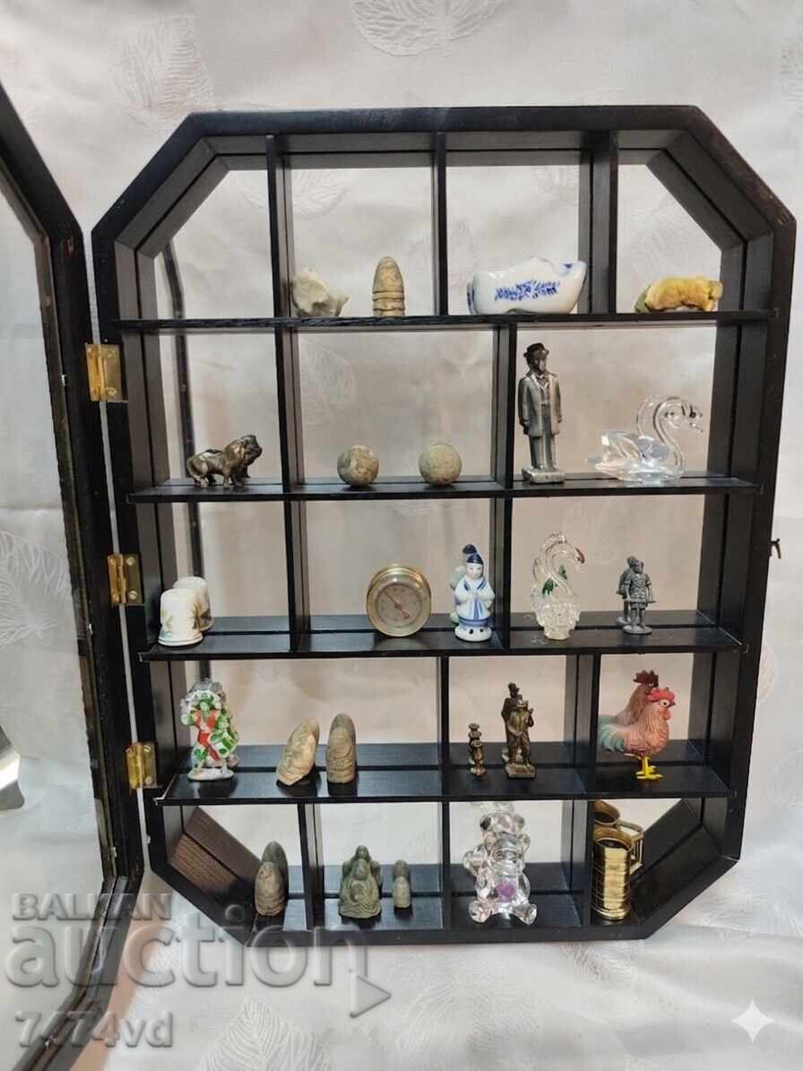 Επιτοίχια βιτρίνα με καθρέφτη στην πλάτη για μικρές φιγούρες - 6