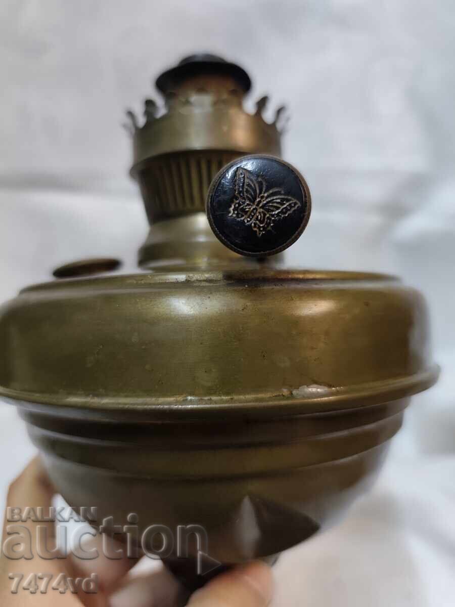 Αντίκα ορειχάλκινη λάμπα κηροζίνης – Σήμανση "Πεταλούδα" - 5