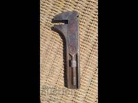 Mercedes-Benz wrench