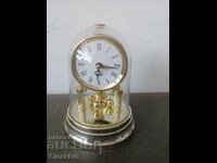 Decorative table clock