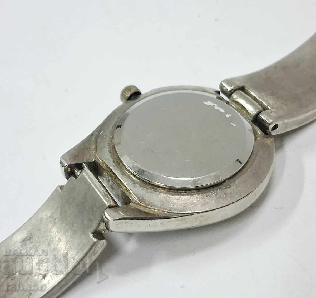 Γυναικείο ρολόι Gucci, μοντέλο 6700L(1.3) - 5
