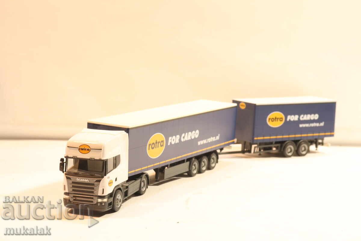 HERPA H0 1/87 SCANIA TIR ANSAMBLU CAMION MODEL cu preț € 35.00 | 68.45 BGN