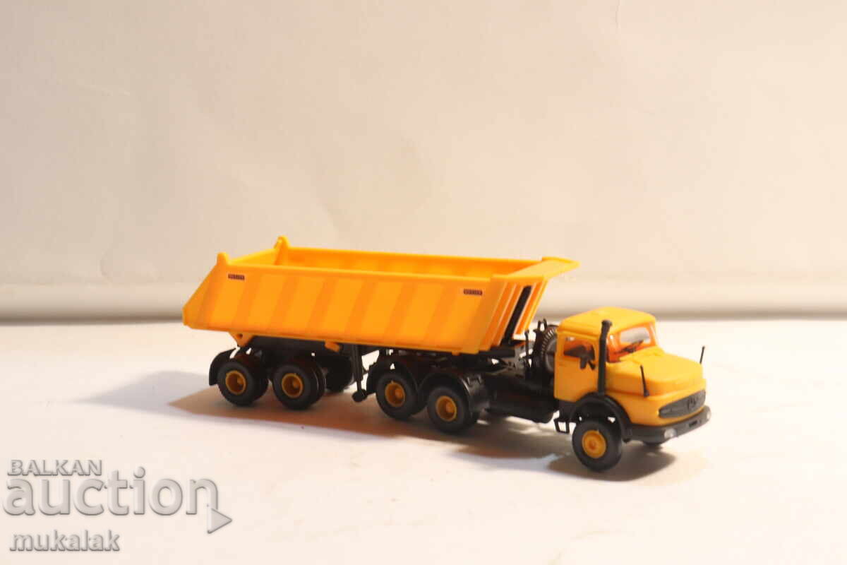 KIBRI H0 1/87 MERCEDES BENZ DUMP TRUCK MODEL - 5