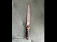 Un cuțit vechi