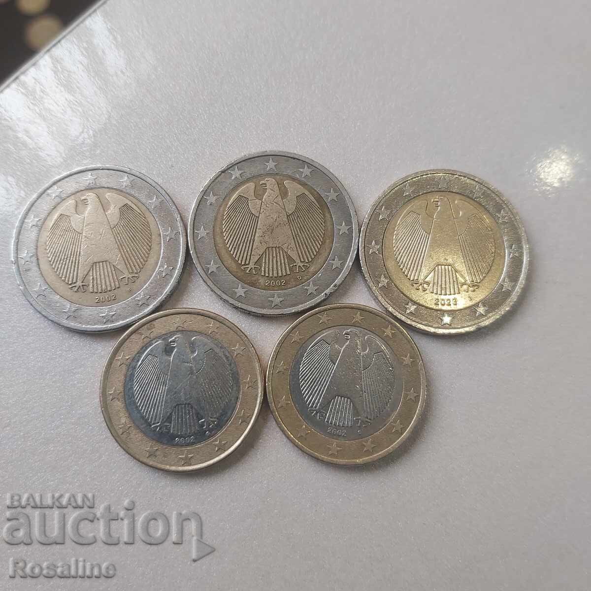 The eagle is a traditional symbol of German sovereignty, projec