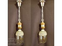 Două candelabre cu abajururi din sticlă