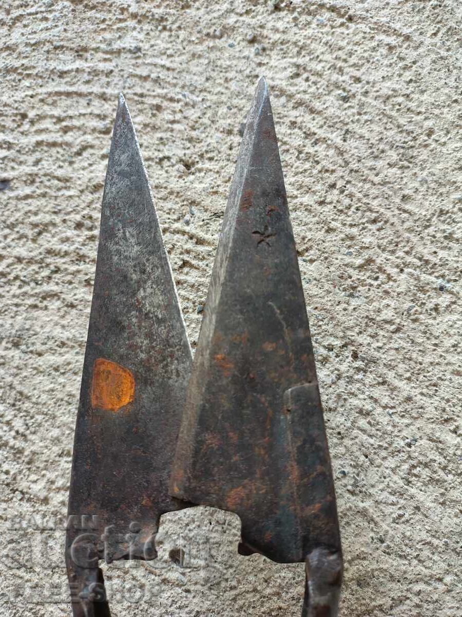 Foarfece pentru tunsul oilor cu preț € 3.99 | 7.80 BGN